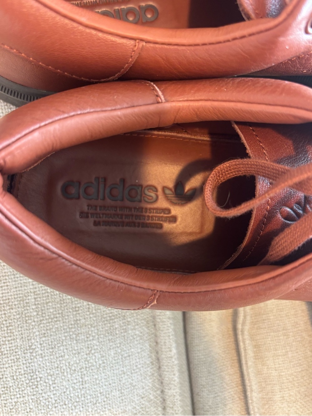 adidas Men’s Brown Leather Low-Top Sneakers - Picture 3 of 4